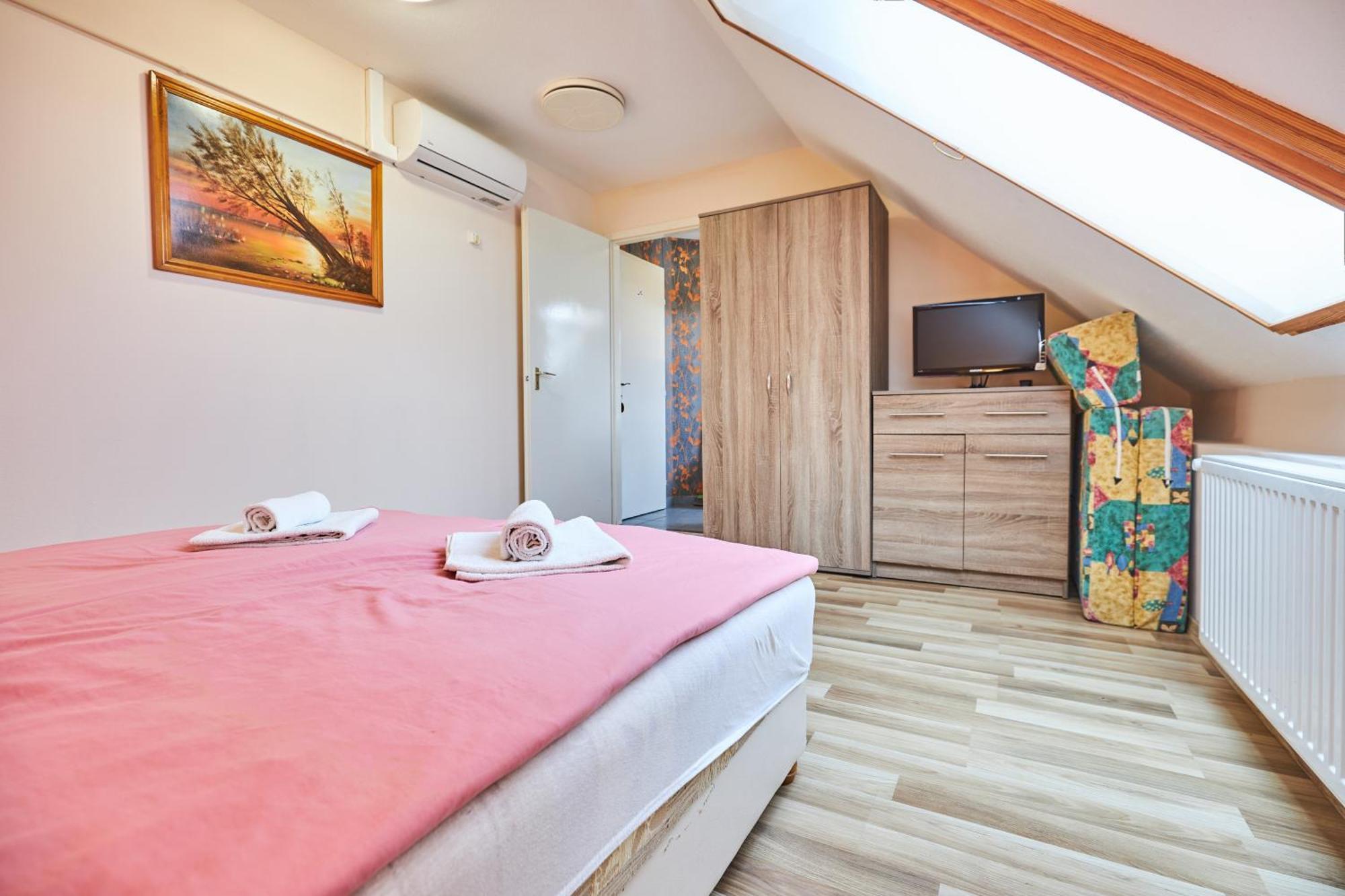 ADA Apartmanház Hajdúszoboszló Exterior foto
